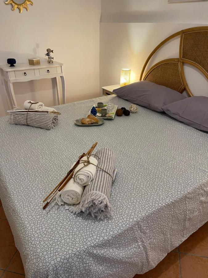 Casa Vacanze Baglio Barcellona Mondello Palermo Bagian luar foto
