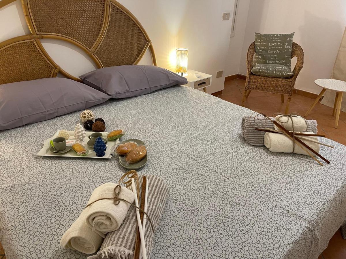 Casa Vacanze Baglio Barcellona Mondello Palermo Bagian luar foto