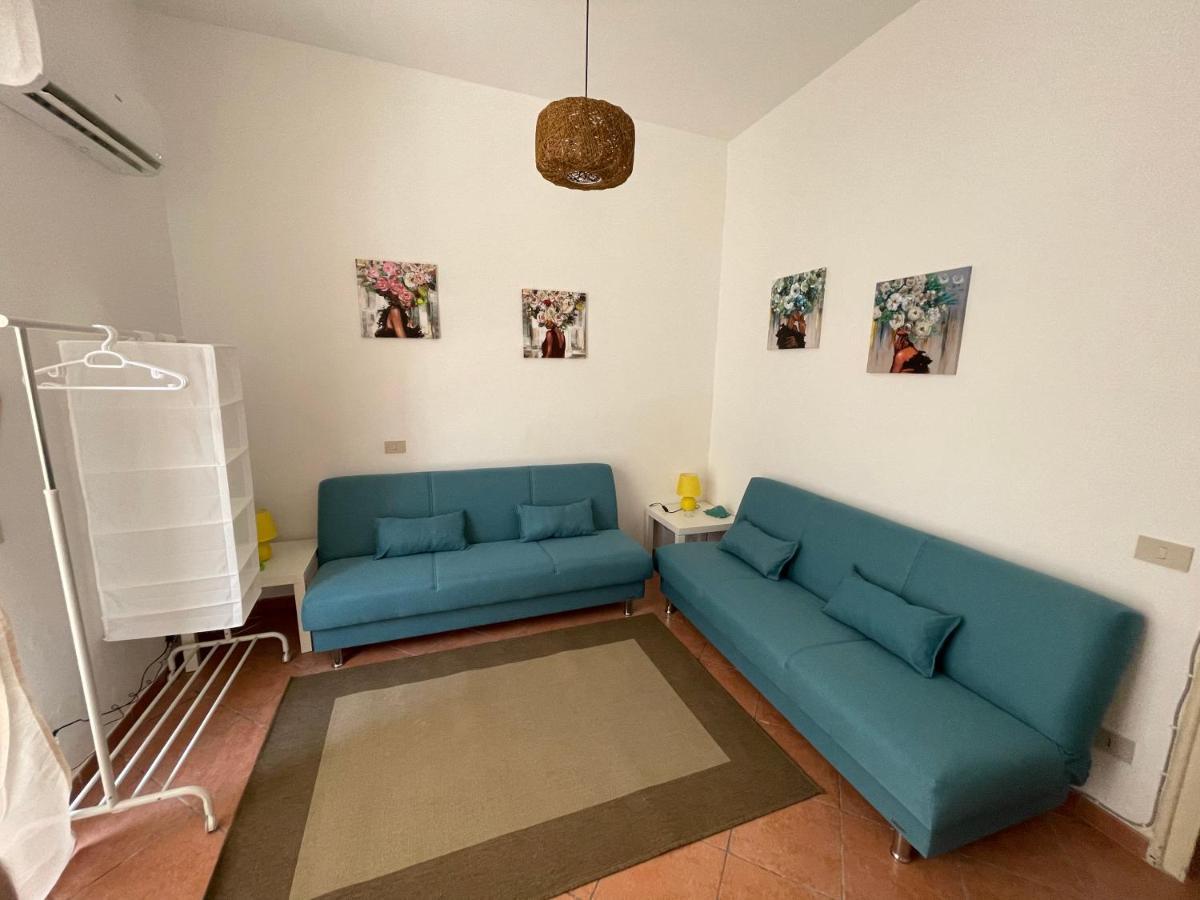 Casa Vacanze Baglio Barcellona Mondello Palermo Bagian luar foto