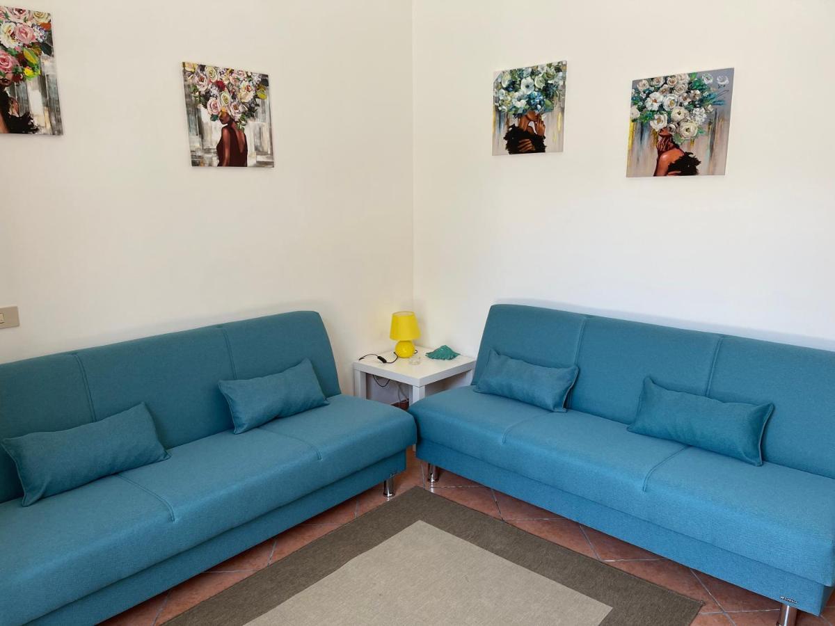Casa Vacanze Baglio Barcellona Mondello Palermo Bagian luar foto